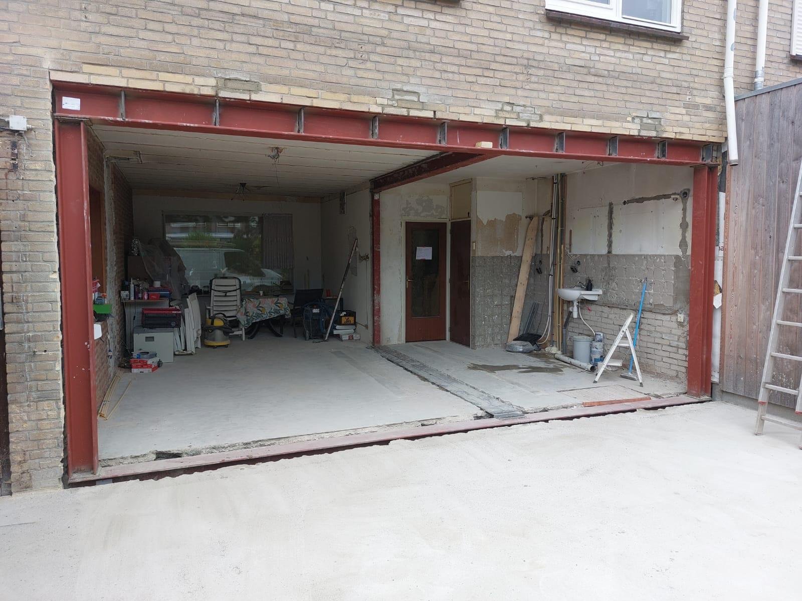 Draagmuur doorbraak van de achtertuin